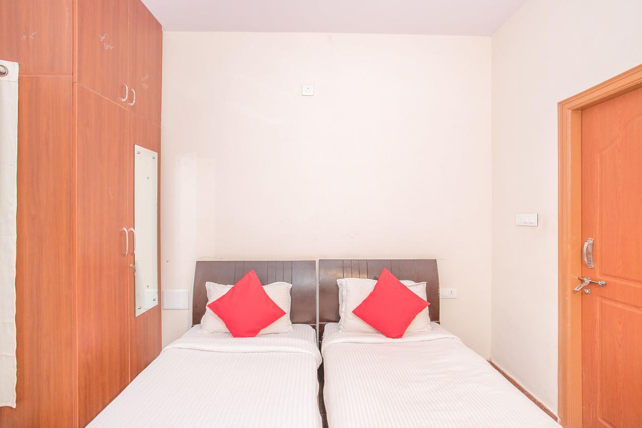 Oyo 9702 Hebbal Hotel Bangalore Eksteriør billede